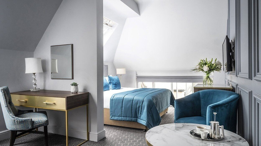 Bedroom 3, Fawsley Hall, Northamptonshire