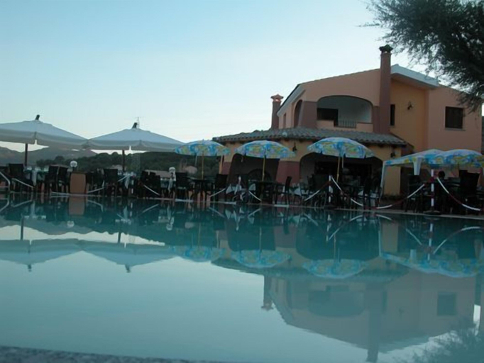 Sport & Beauty 5, Albergo Residenziale Li Troni, Nuoro