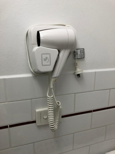 Bathroom 4, Adelaide Airport Motel, Adelaide