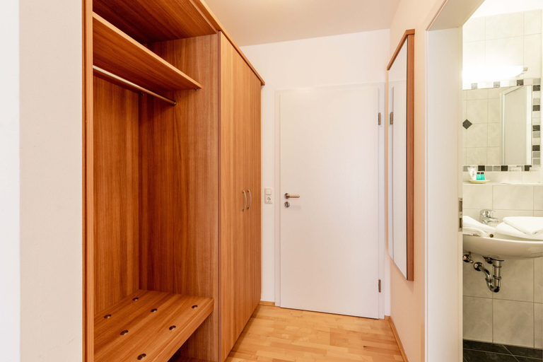 Bathroom 3, Gasthaus Ostermeier, Freising