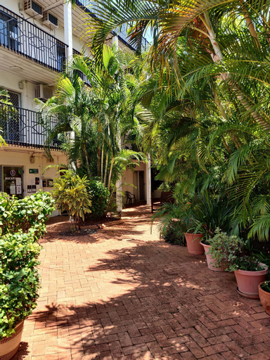 Coconut Grove Holiday Apartments, Coconut Grove