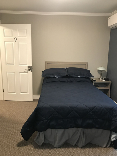 Bedroom 2, Stanley House, Division No. 7