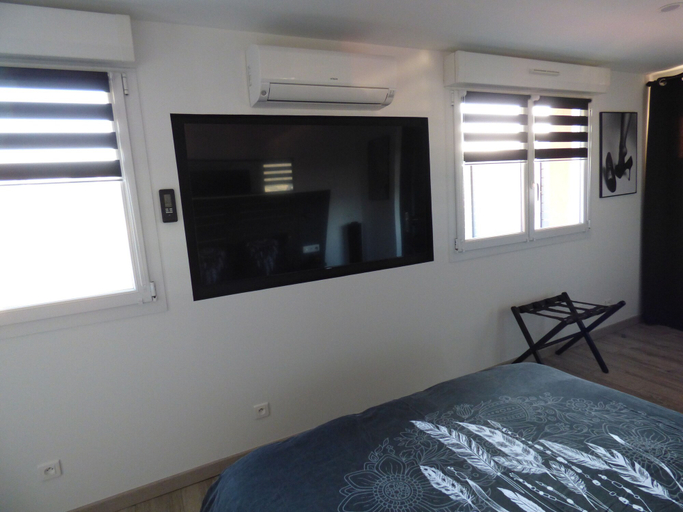 Bedroom 4, La Colline aux Yeux Doubs, Doubs