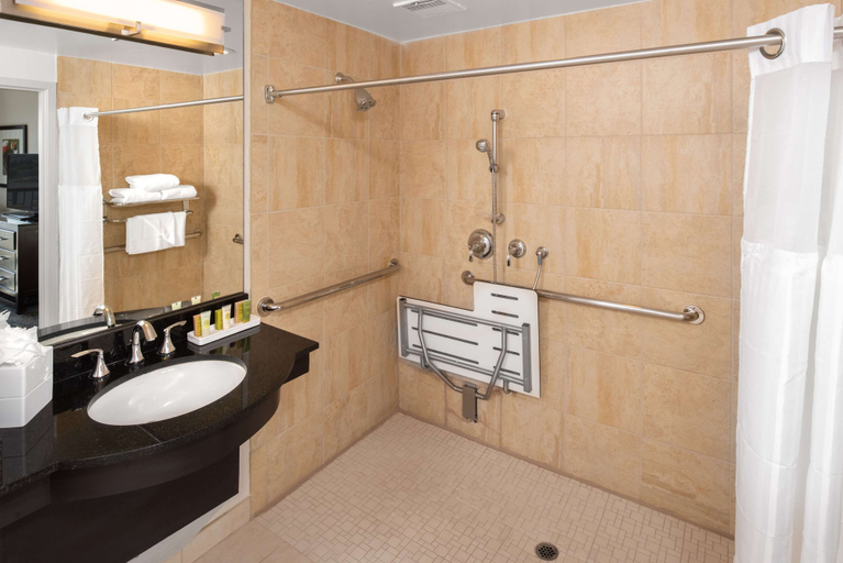 Bathroom 4, Hilton San Diego Airport/Harbor Island, San Diego