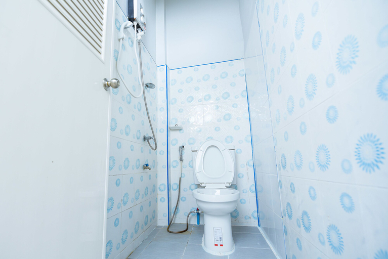 Bathroom 4, Nadpob Mansion, Phunphin