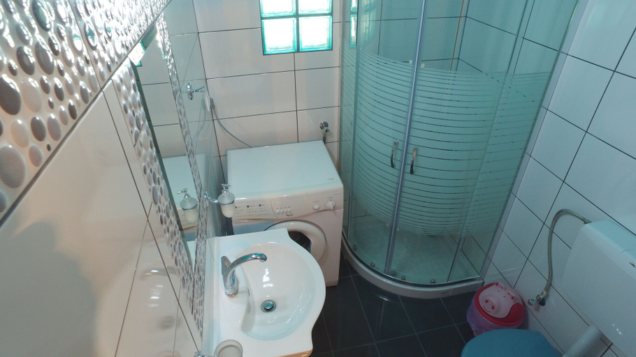 Bathroom 5, Villa Katerina, Crete