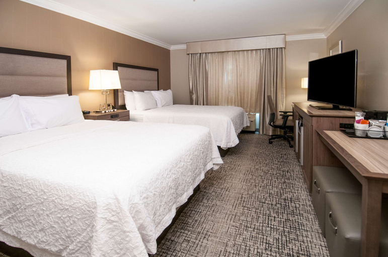 Bedroom 3, Hampton Inn & Suites Jackson-Ridgeland, Madison