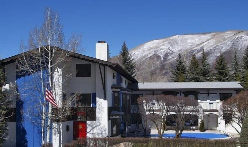 Exterior & Views 2, St. Moritz Lodge & Condominiums, Pitkin