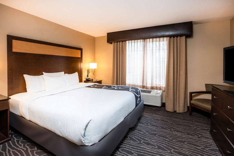 Bedroom 3, La Quinta Inn & Suites by Wyndham Eugene, Lane