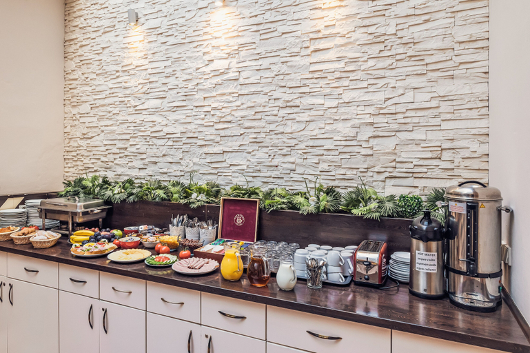 Food & Drinks 5, Hotel Czechia, Praha 1
