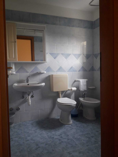Bathroom 4, Hotel Villa Tre Sorelle, Napoli