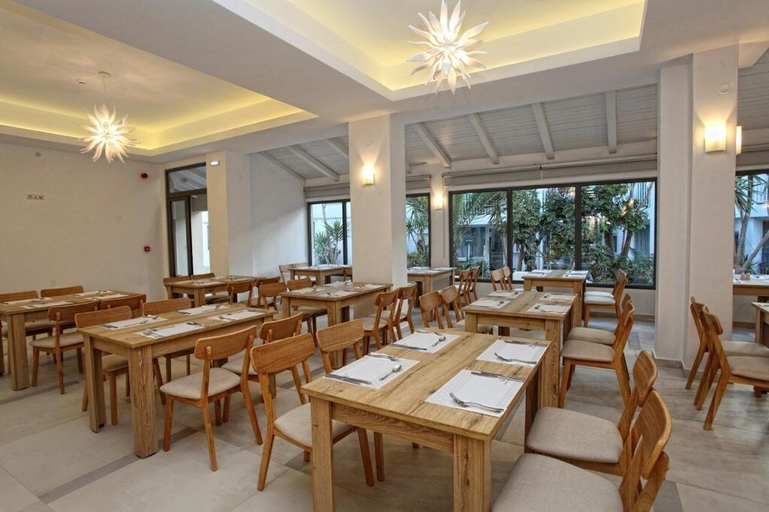 Food & Drinks 5, Cretan Beach Resort - Adults Only, Crete