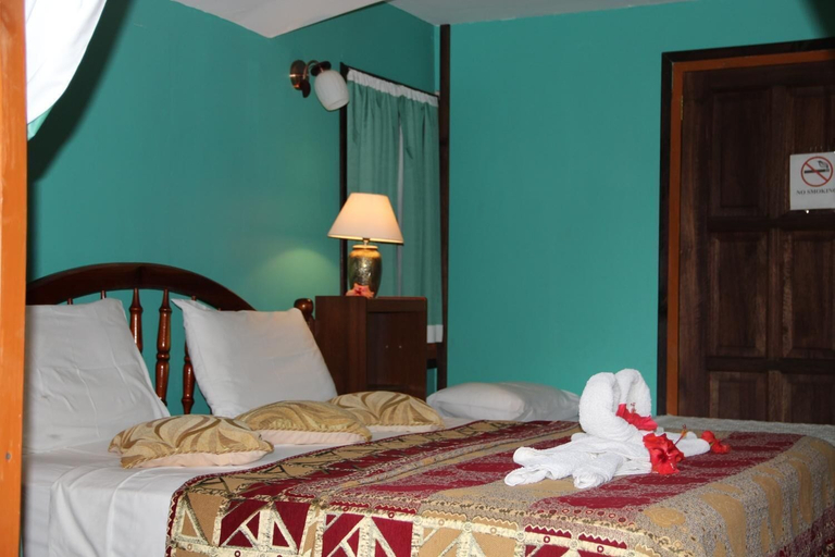 Bedroom 2, Belle Des Iles