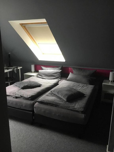 Bedroom 4, Hotel Dithmarscher Haus, Dithmarschen