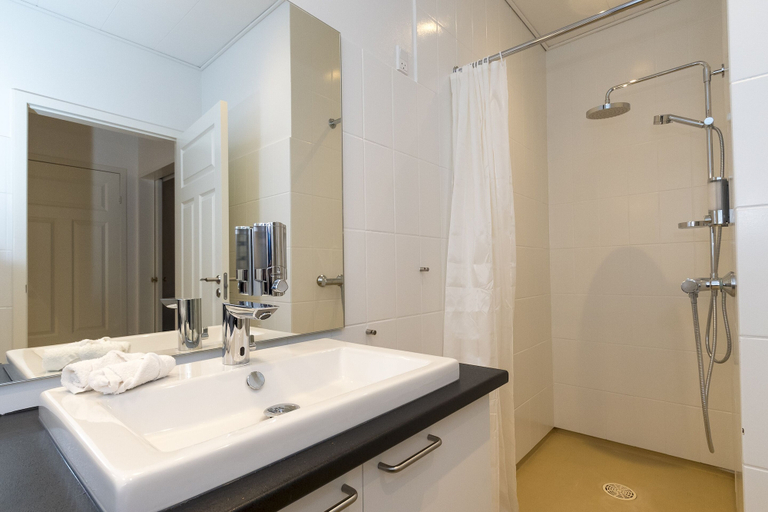 Bathroom 3, Modern Luxury Penthouse, Sønderborg