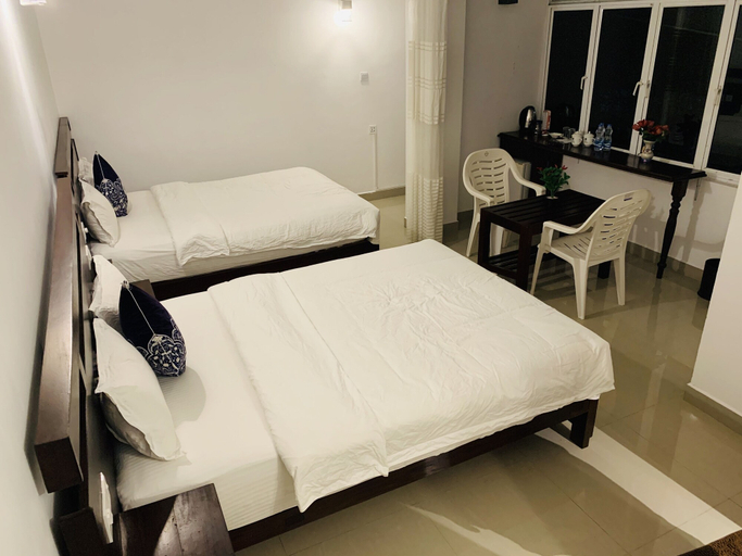 Bedroom 3, Lavenro Hotel & Resort, Kotapola