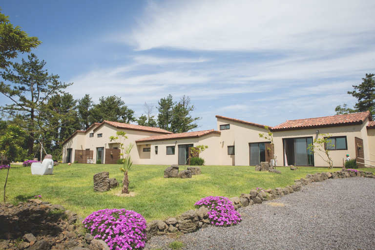 Exterior & Views 1, Tilda House, Jeju