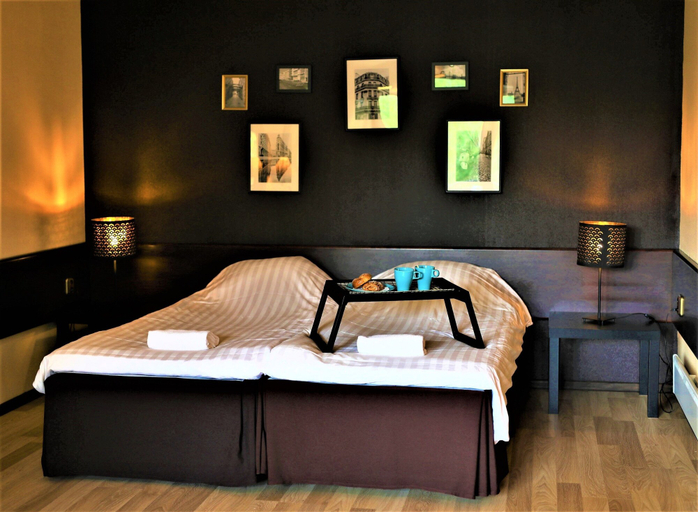 Bedroom 4, Leikari, Kymenlaakso