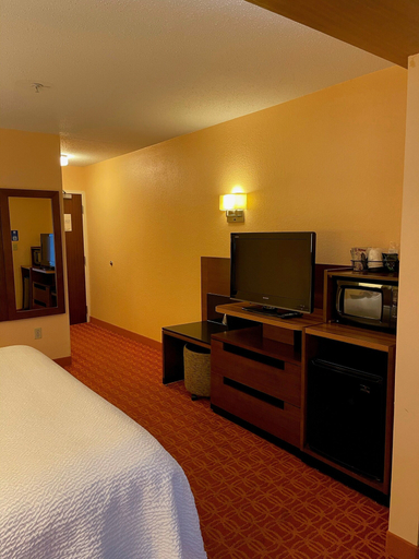 Bedroom 3, Baymont by Wyndham Chambersburg, Franklin