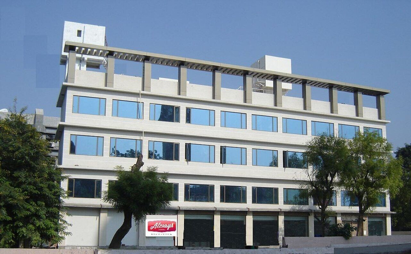 Exterior & Views 1, Riverview Hotel, Ahmadabad