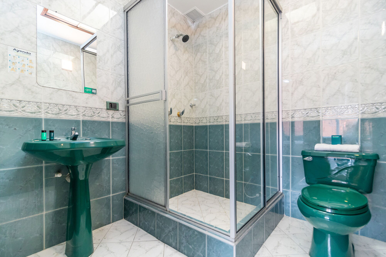 Bathroom 4, Hotel Quintas de Normandia, Santafé de Bogotá