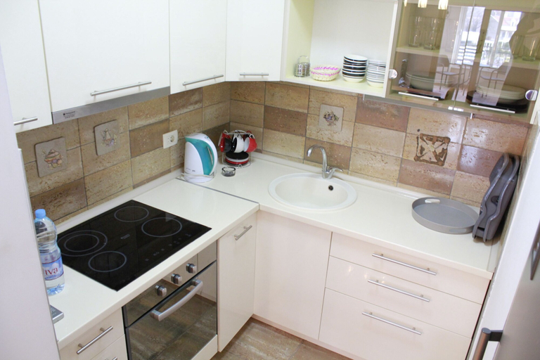 Others 5, Cozy Family Apartment