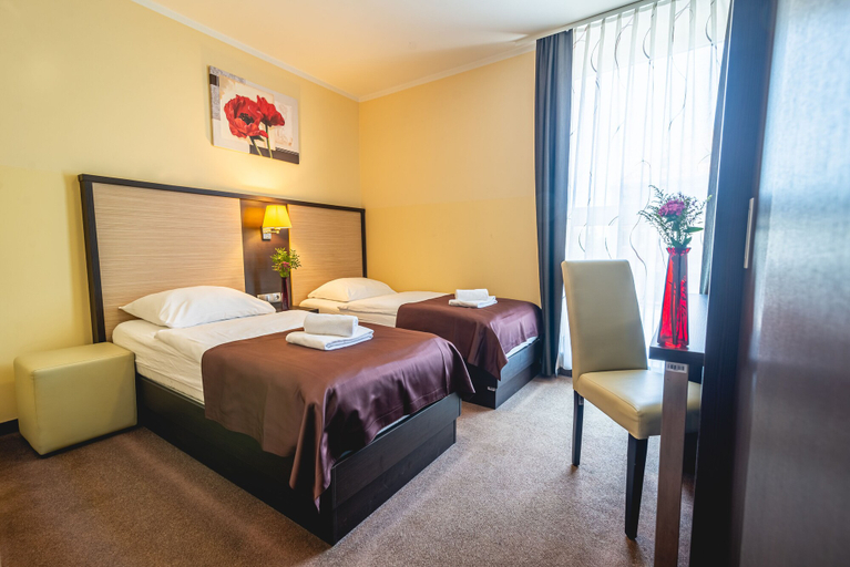 Bedroom 4, Casino & Hotel ADMIRAL Ptuj, Ptuj