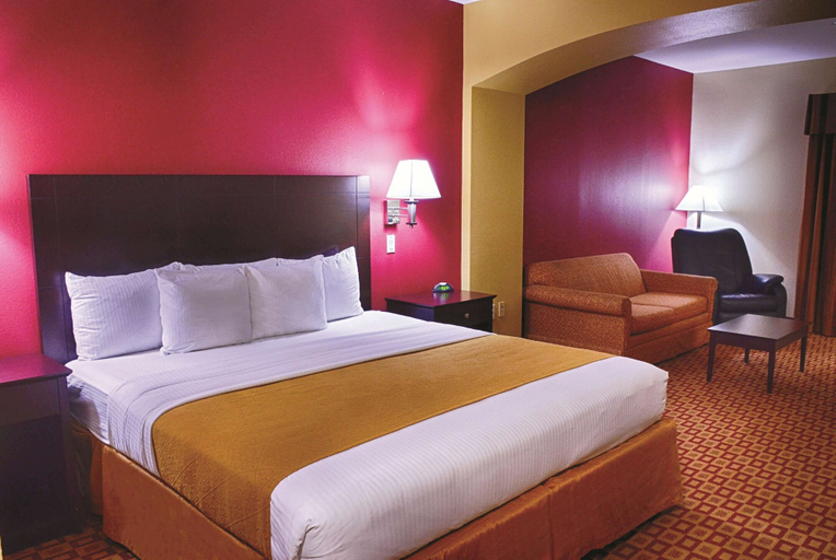 Bedroom 2, La Quinta Inn & Suites by Wyndham Alice, Jim Wells