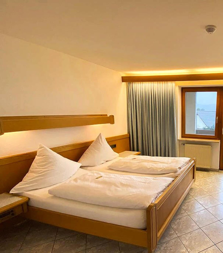 Bedroom 2, Haus Seehang Hotel Garni, Konstanz