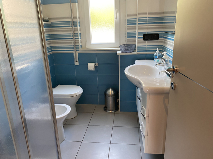 Bedroom 4, Apartment Arcobaleno, Savona