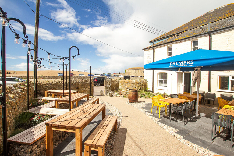 Food & Drinks 1, The West Bay Hotel, Dorset