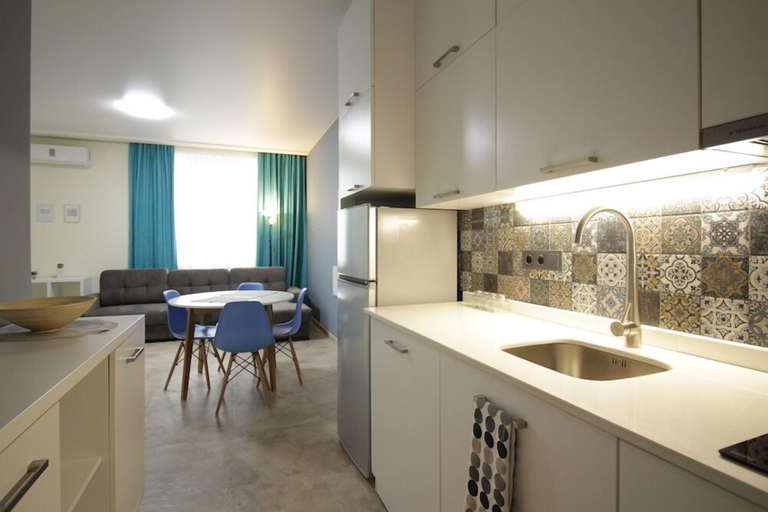 Others 4, KNJZ Seaview Apartment, Batumi