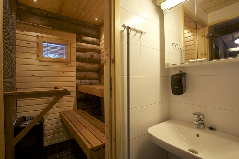 Bathroom 5, Holiday Club Salla Apartments, Lapland