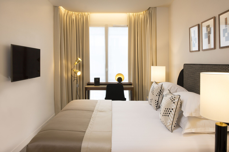 Bedroom 25