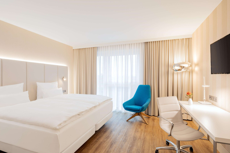 Bedroom 4, NH Mannheim, Mannheim