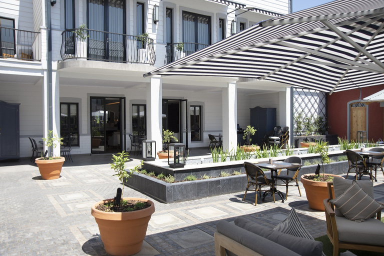 Food & Drinks 5, The Weinberg Windhoek, Windhoek East