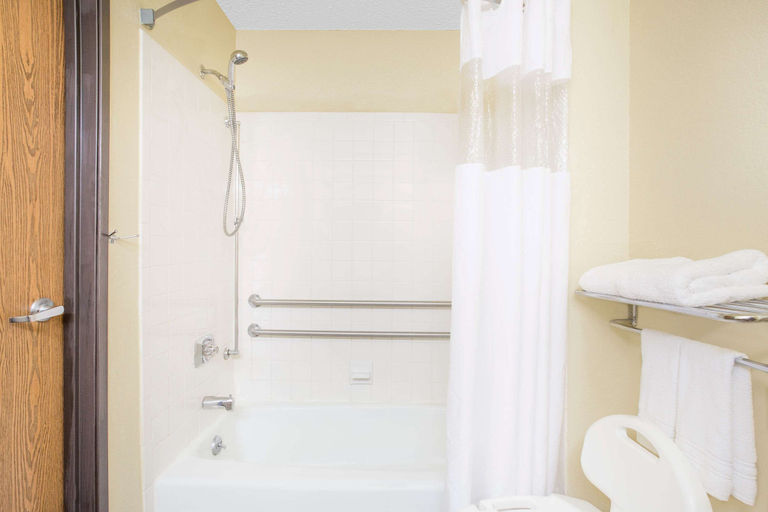 Bathroom 4, Super 8 by Wyndham Roanoke VA, Roanoke