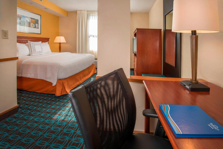 Bedroom 4, Fairfield Inn & Suites by Marriott Williamsburg, Williamsburg