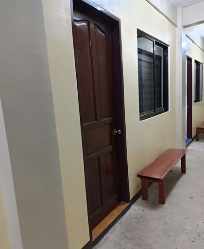 Exterior & Views, Digueboy Backpackers, Coron