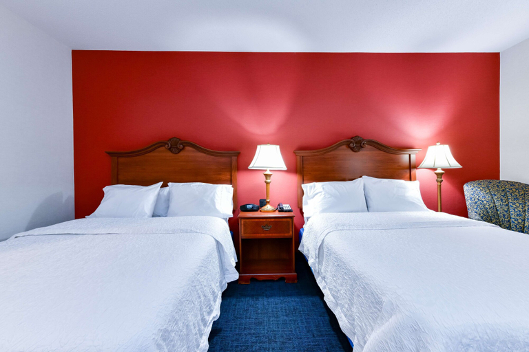 Bedroom 3, Hampton Inn & Suites Pittsburg, CA, Contra Costa
