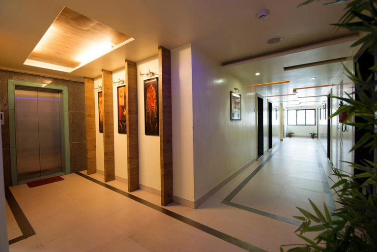 Others 4, Hotel Suresh Inn, Pune