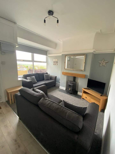 Others 4, Captivating 2-bed Cottage in Prestatyn, Denbighshire