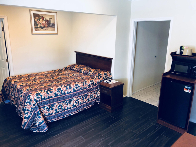 Bedroom 4, Victory Motel Inn, Los Angeles