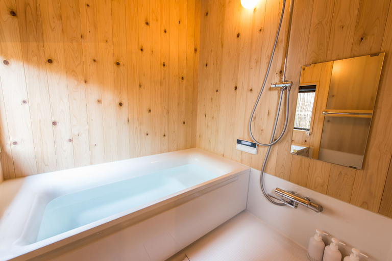 Bathroom, Higashiyama Kageroi, Kanazawa