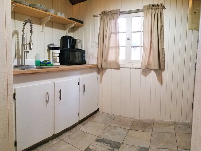 Others 4, Rundle Chalets, Division No. 15