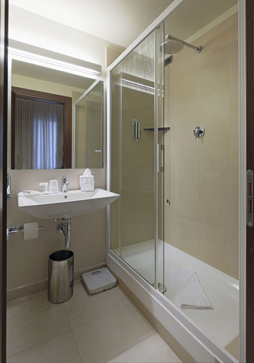 Bathroom 5, I Portici Hotel, Bologna