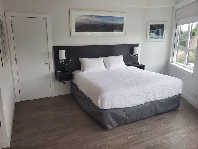 Bedroom 3, Quality Inn, Nanaimo
