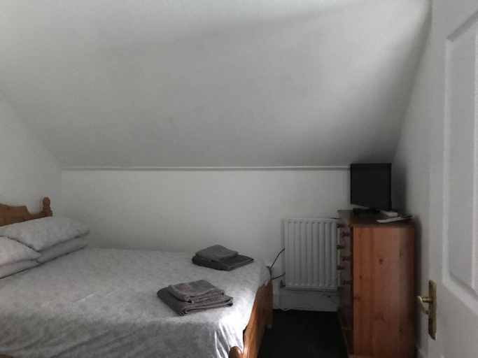 Bedroom 2, The White Hart Inn, London