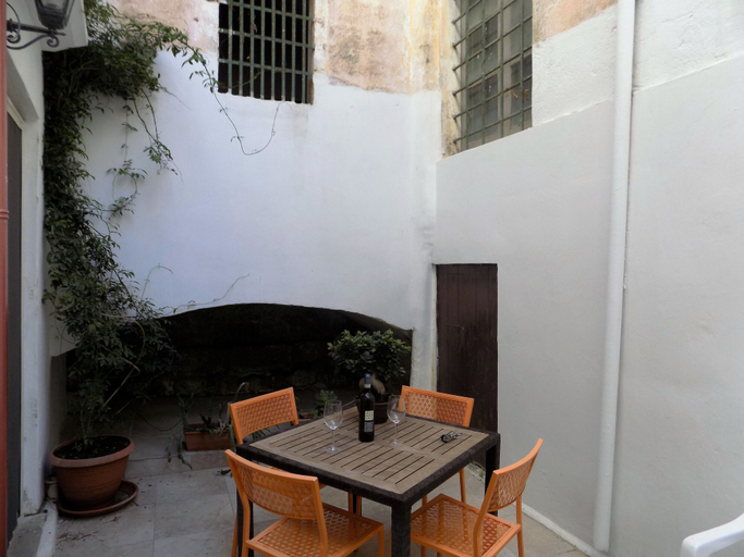 Terrace/patio 3, Aparthotel Palazzo Pantaleo, Lecce
