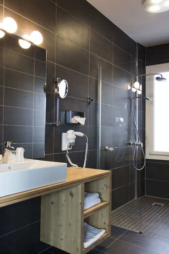 Bathroom 4, Mon Hôtel à Gap, Hautes-Alpes